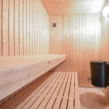 Cozy In With Sauna Ebeltoft
